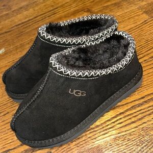 Black Tasman Ugg Slippers